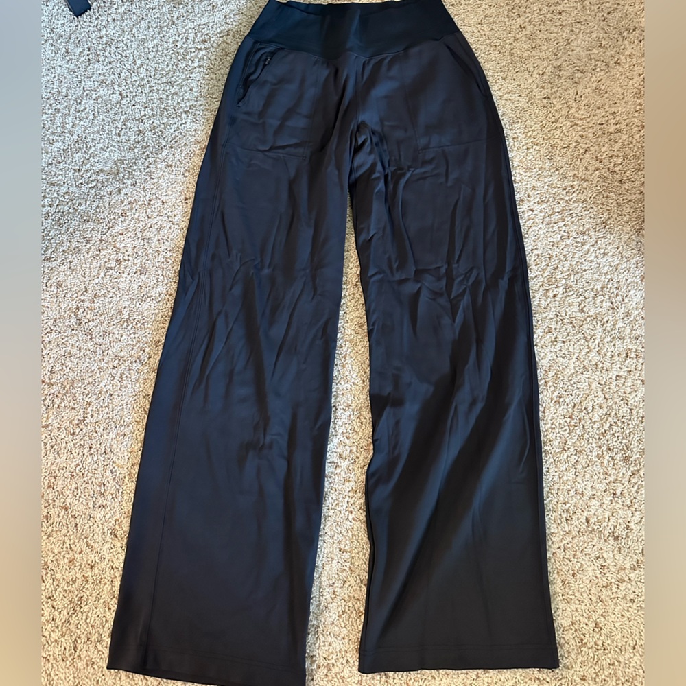 Athleta M/T Flare Black Athletic Pant
